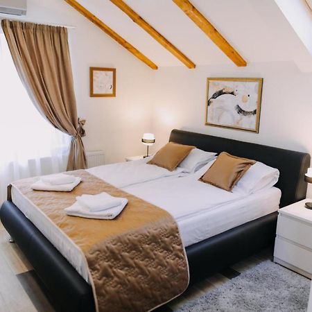 Prima Lux Apartments & Studio Ni Eksteriør billede