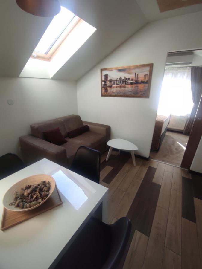 Prima Lux Apartments & Studio Ni Eksteriør billede