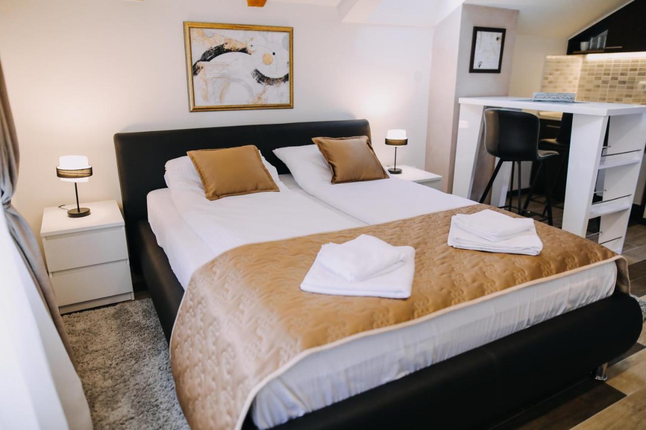 Prima Lux Apartments & Studio Ni Eksteriør billede