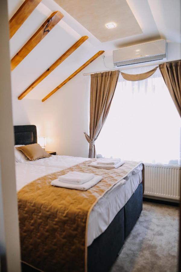 Prima Lux Apartments & Studio Ni Eksteriør billede