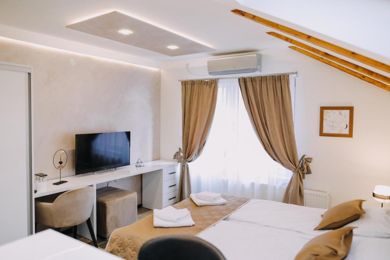 Prima Lux Apartments & Studio Ni Eksteriør billede