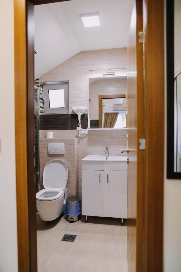 Prima Lux Apartments & Studio Ni Eksteriør billede