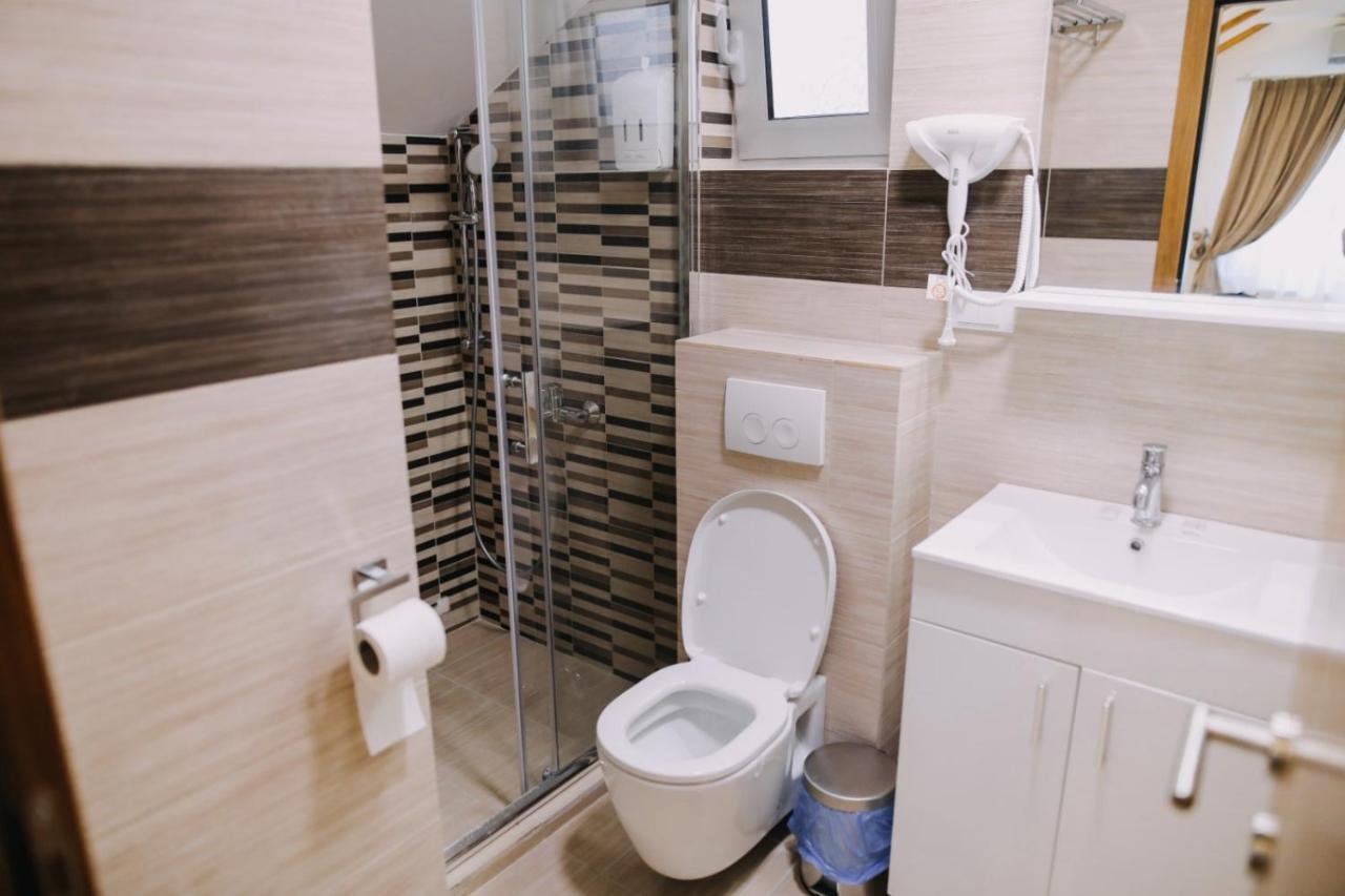 Prima Lux Apartments & Studio Ni Eksteriør billede