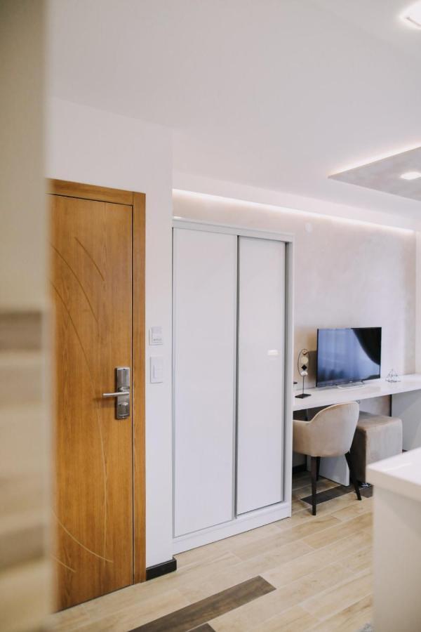 Prima Lux Apartments & Studio Ni Eksteriør billede