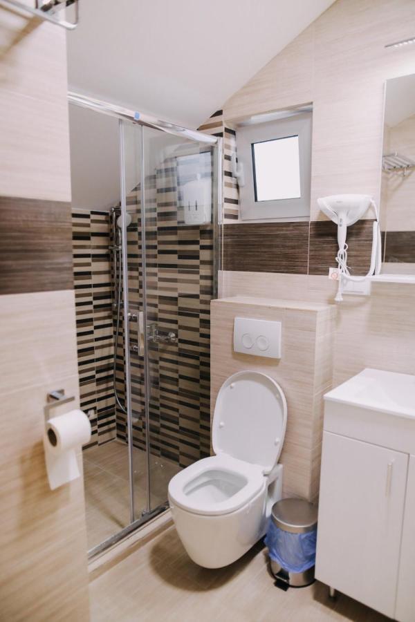 Prima Lux Apartments & Studio Ni Eksteriør billede