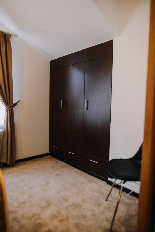 Prima Lux Apartments & Studio Ni Eksteriør billede